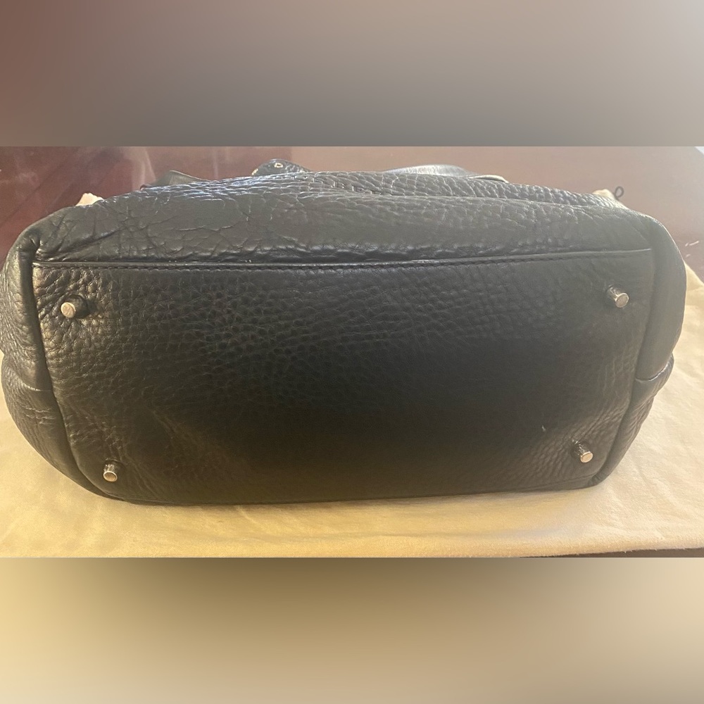 Burberry Maidstone Eyelet Stud Hand Bag *Special Addition* - Picture 2 of 9